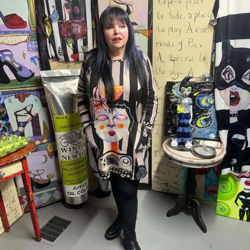 Typewriter girl100% cotton dress w pockets